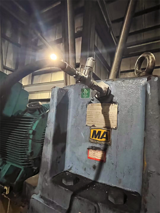 潤(rùn)滑油監(jiān)測(cè)系統(tǒng)